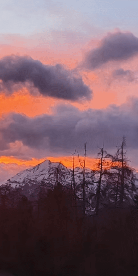 0ddd4f_0af185178a6042b58f5b83e899311e8c~mv2 burning sunset