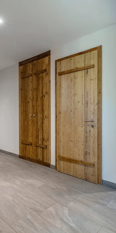 xz5b7gk8higwiiywyrsh entrance hall